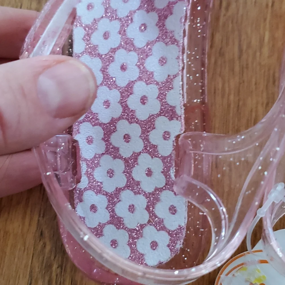 Wonder Nation pink sparkle jelly shoes‎